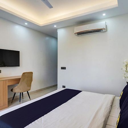 Hotel O Parkinn Gurgaon Exterior foto