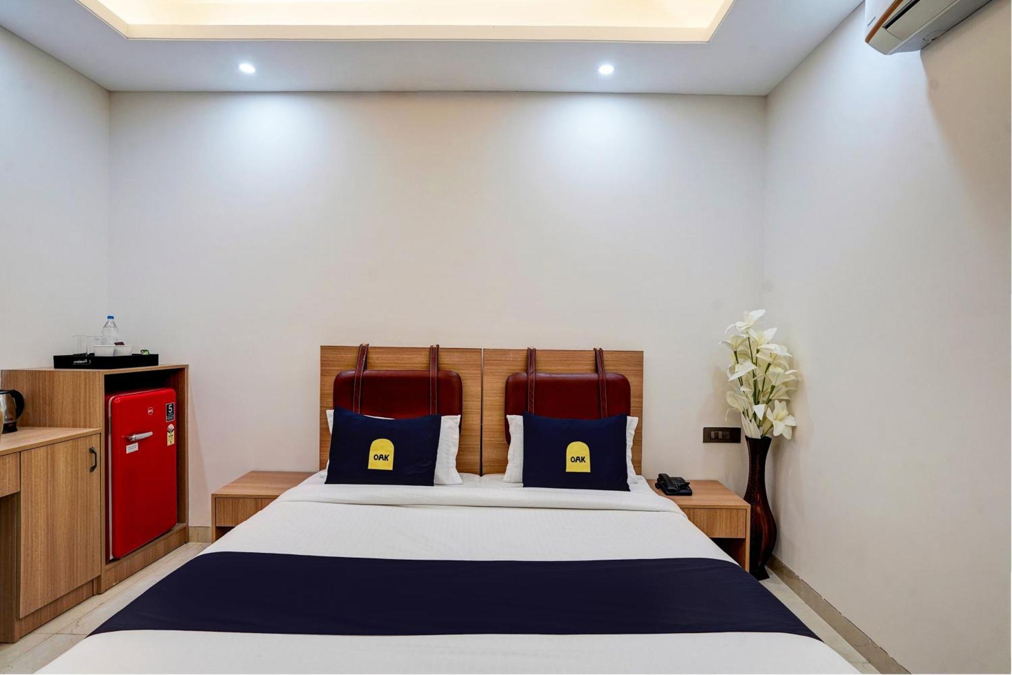 Hotel O Parkinn Gurgaon Exterior foto